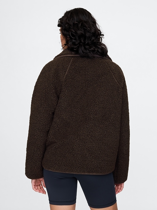 Image number 2 showing, GapFit Oversized Sherpa Raglan Jacket