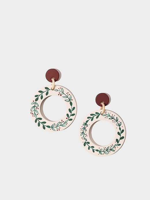 Image number 1 showing, Wreath Dangle Earrings