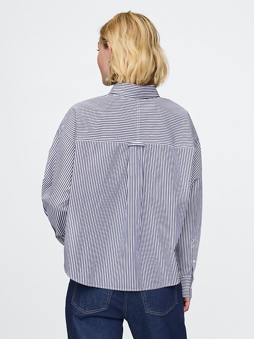 Image number 2 showing, Organic Cotton Poplin Cropped Big Shirt