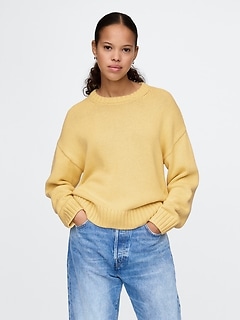 Women's yellow top crewneck good sweater