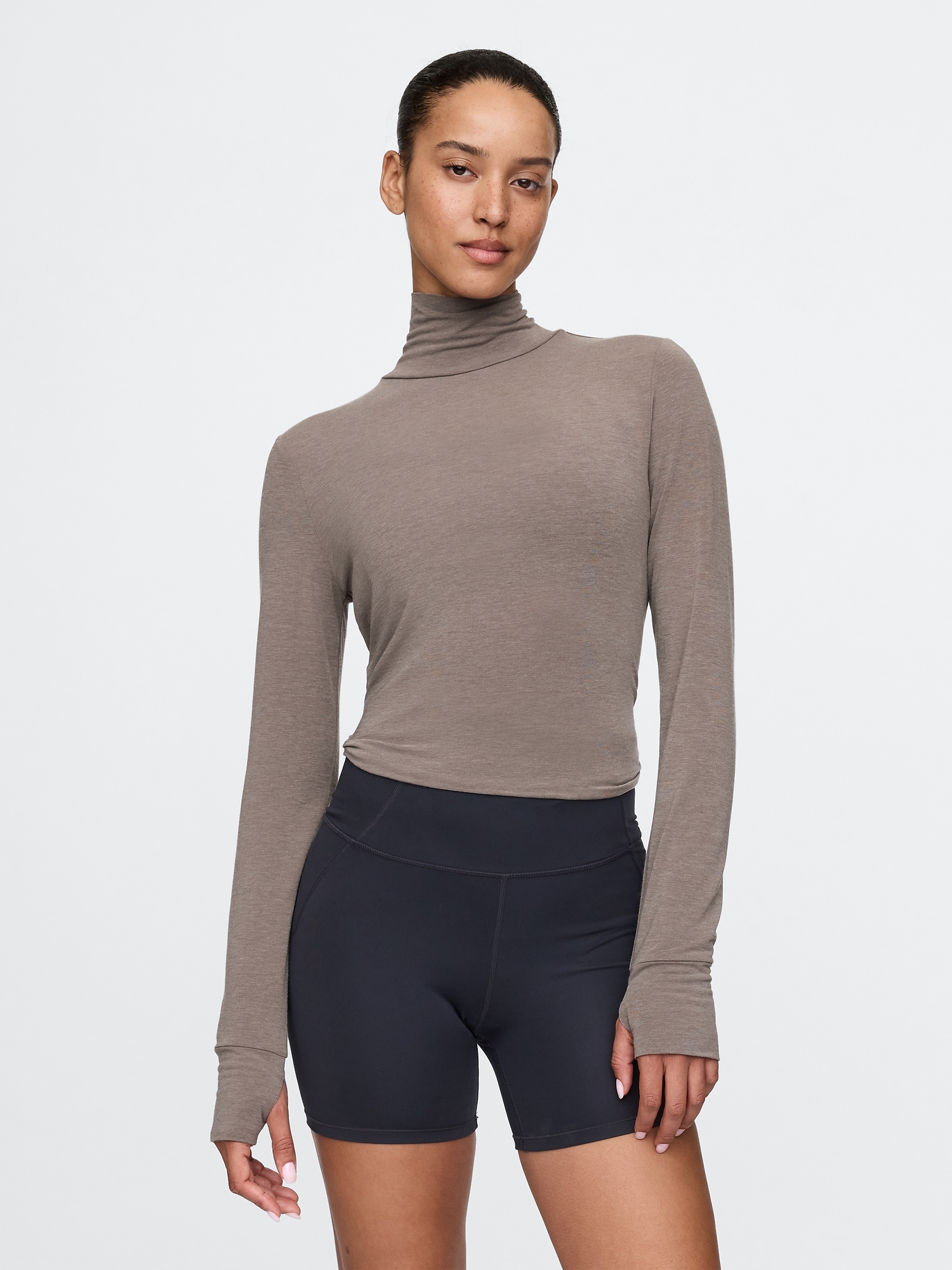 GapFit Breathe Turtleneck