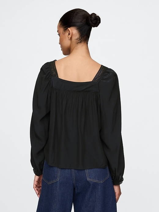 Image number 2 showing, Square-Neck Bow Cropped Top