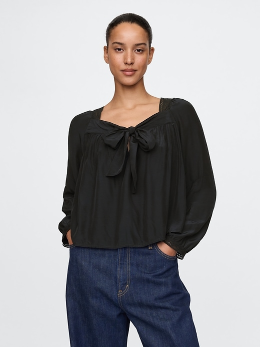 Image number 1 showing, Square-Neck Bow Cropped Top