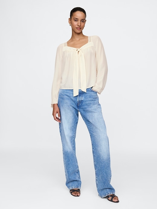 Image number 3 showing, Square-Neck Bow Cropped Top