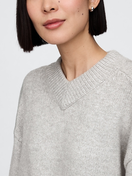 Image number 2 showing, CashSoft Cropped High V-Neck Sweater