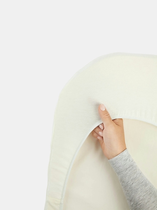 Image number 2 showing, BabyBjorn Fitted Sheet for Cradle