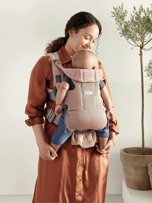 Image number 5 showing, BabyBjorn Baby 3D Mesh Free Carrier