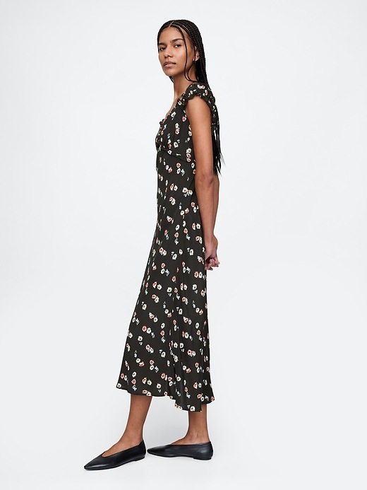 Image number 3 showing, Sweetheart Crepe Maxi Dress