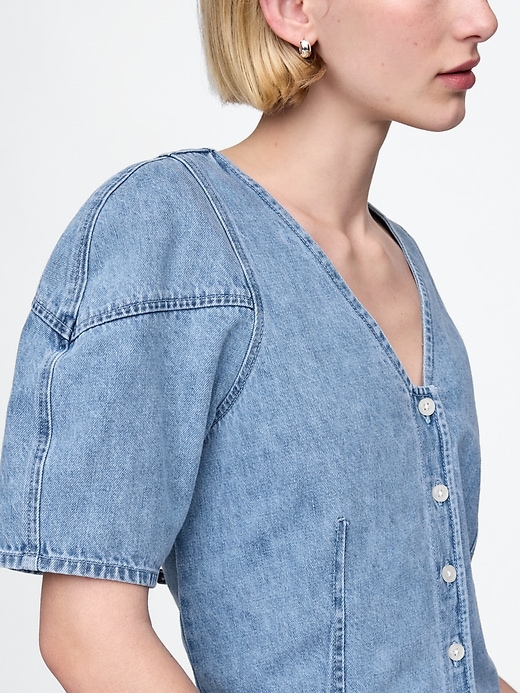 Image number 4 showing, Cropped Puff-Sleeve Denim Shirt