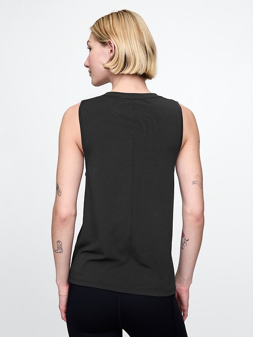 Image number 2 showing, GapFit Breathe Tank Top