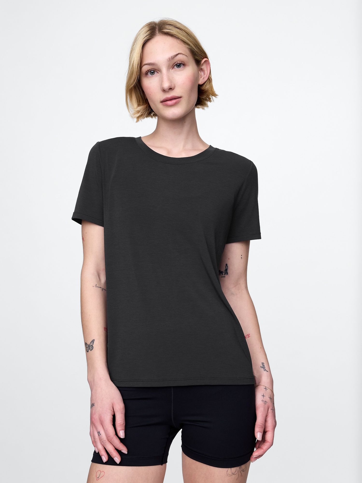 GapFit Breathe T-Shirt