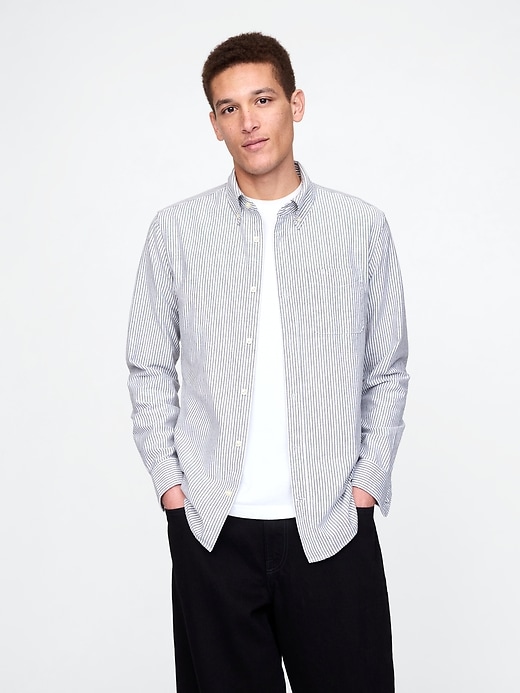 Image number 1 showing, Classic Oxford Shirt in Standard Fit