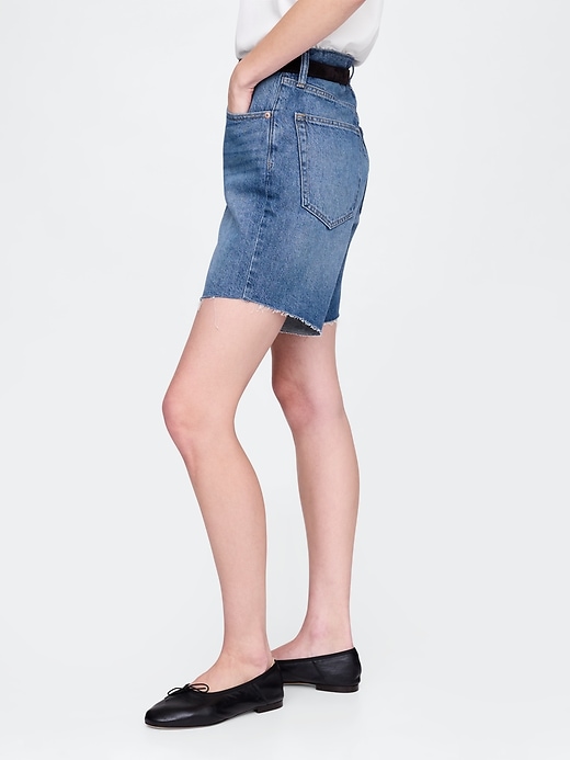 Image number 3 showing, 8" Mid Rise '90s Loose Denim Bermuda Shorts