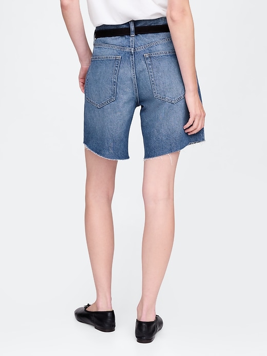 Image number 5 showing, 8" Mid Rise '90s Loose Denim Bermuda Shorts