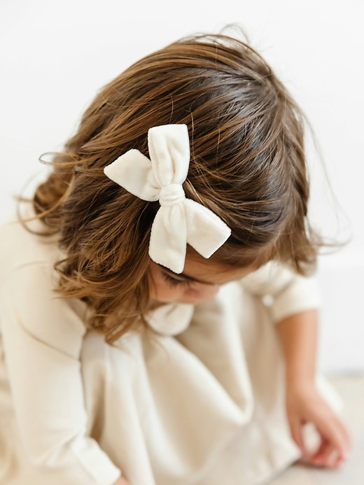 Image number 4 showing, The Stella Bow Clip Set