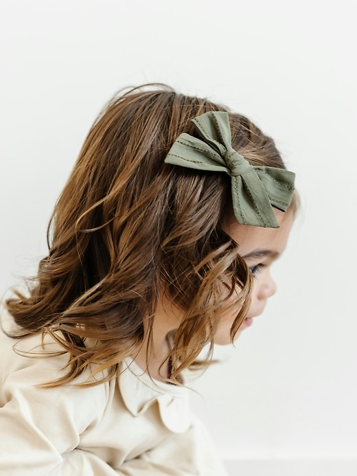 Image number 3 showing, The Stella Bow Clip Set