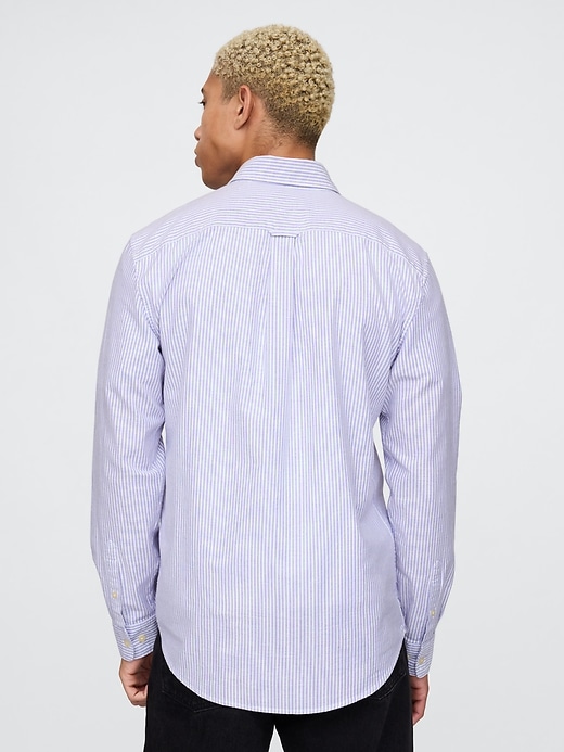 Image number 3 showing, Classic Oxford Shirt in Standard Fit