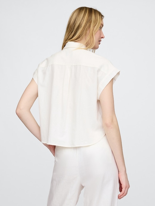 Image number 2 showing, Linen-Blend Cropped Shirt