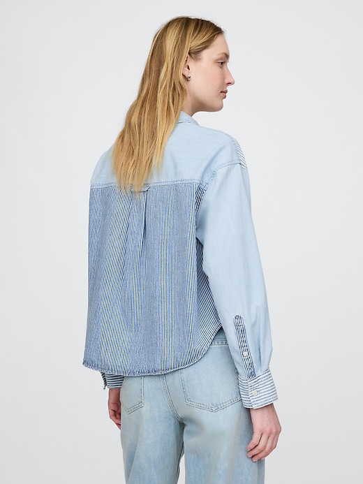 Image number 2 showing, Denim Cropped Swing Shirt