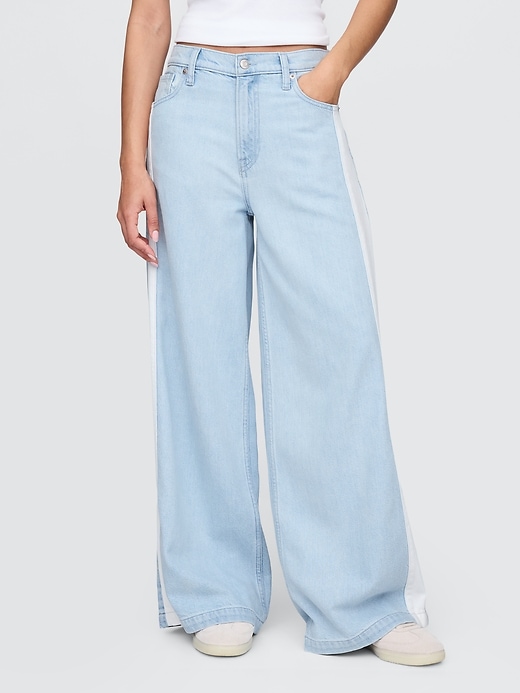 Image number 2 showing, Mid Rise UltraSoft Baggy Jeans