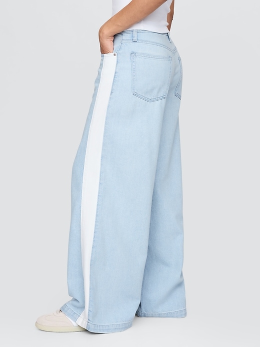 Image number 3 showing, Mid Rise UltraSoft Baggy Jeans