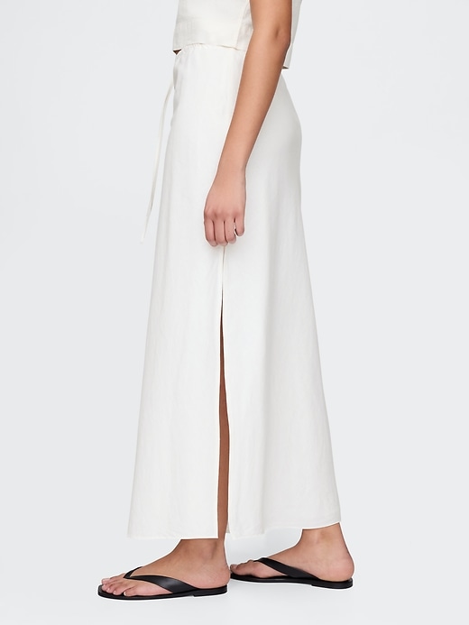 Image number 3 showing, Linen-Blend Midi Skirt