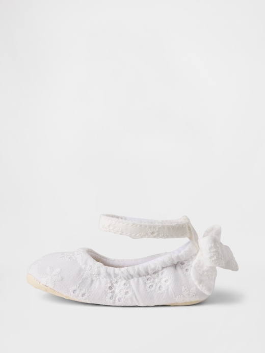 Image number 5 showing, Baby Eyelet Bow Shoes