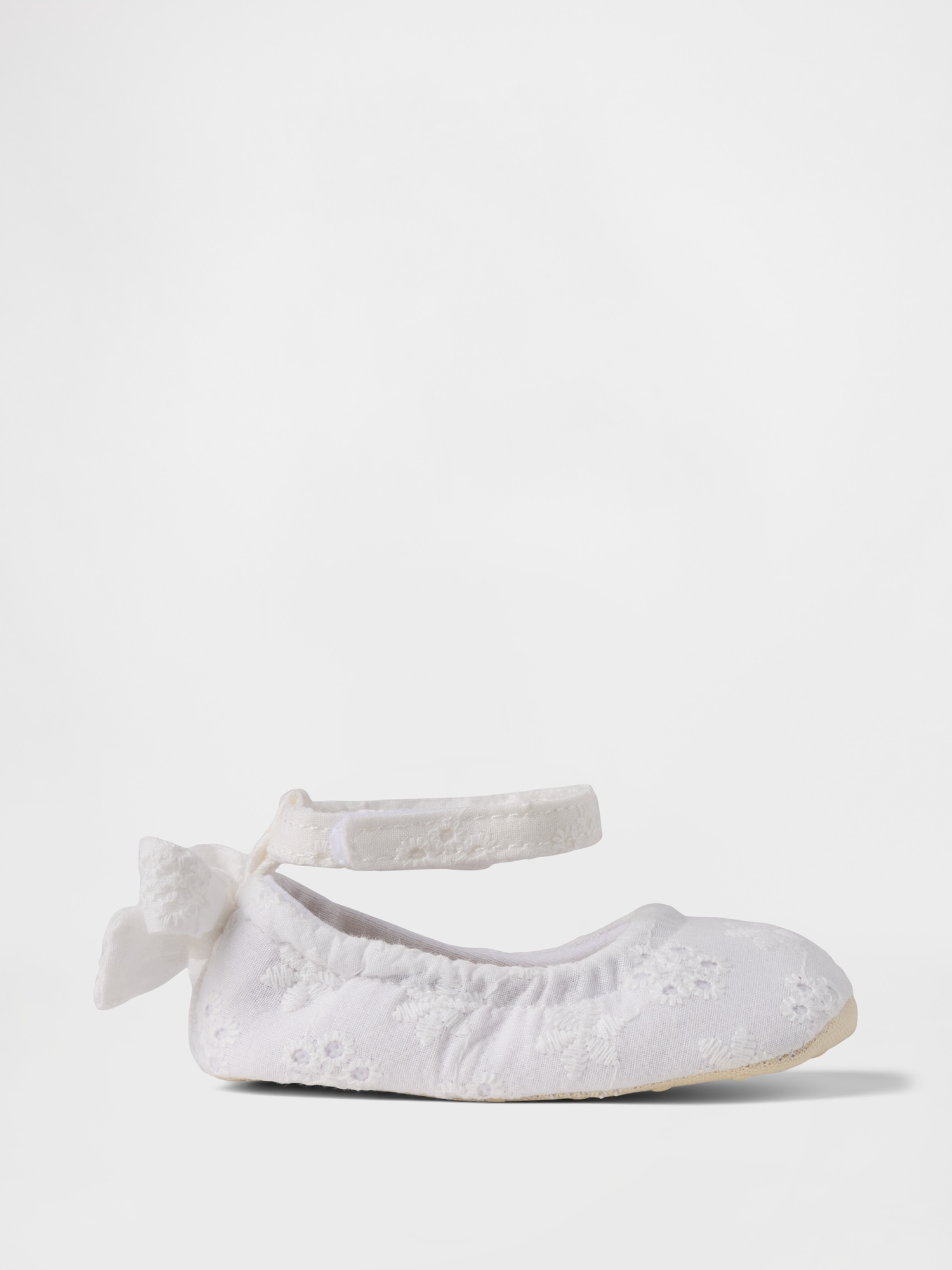 Baby Eyelet Bow Shoes