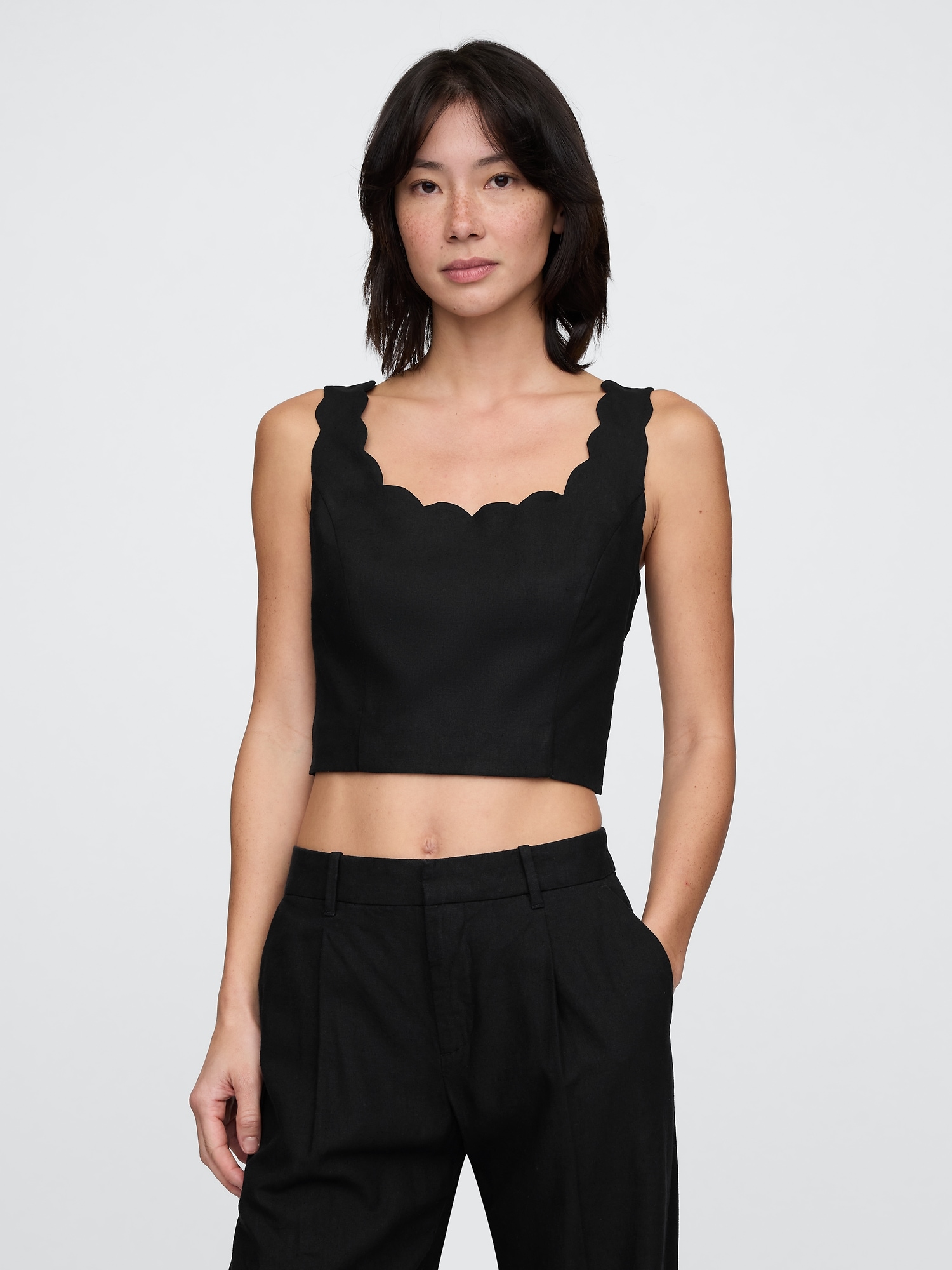 Linen-Blend Scalloped Cropped Top