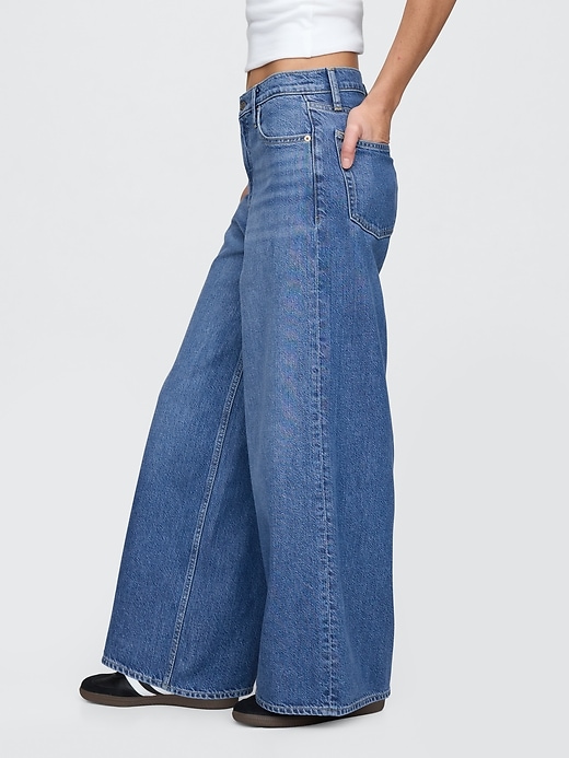 Image number 3 showing, Mid Rise UltraSoft Crop Baggy Jeans