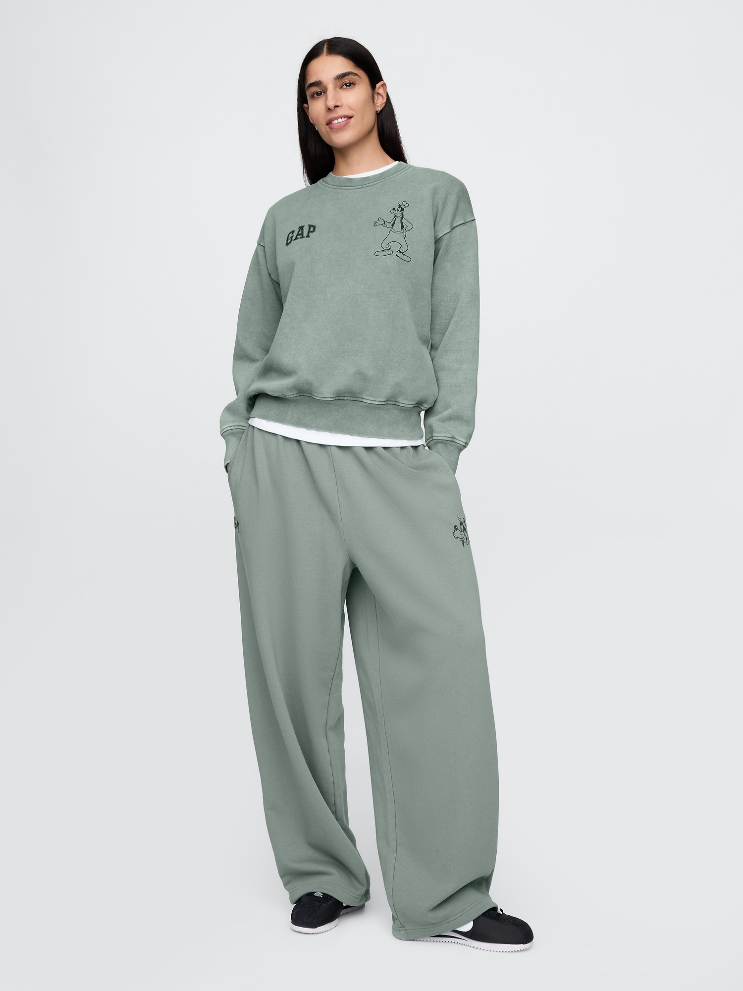 Gap × Disney Adult Extra Baggy Sweatpants