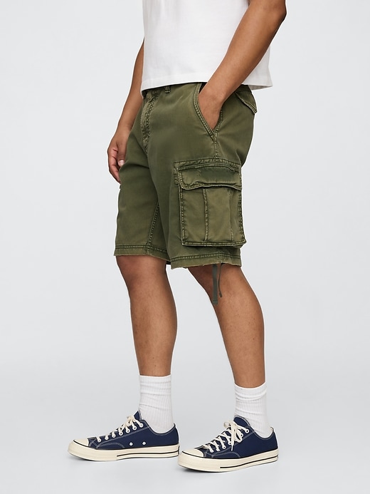 Image number 3 showing, Twill Cargo Baggy Shorts