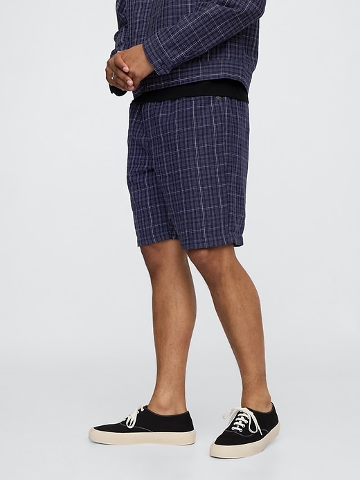 Image number 3 showing, Linen-Cotton Easy Shorts