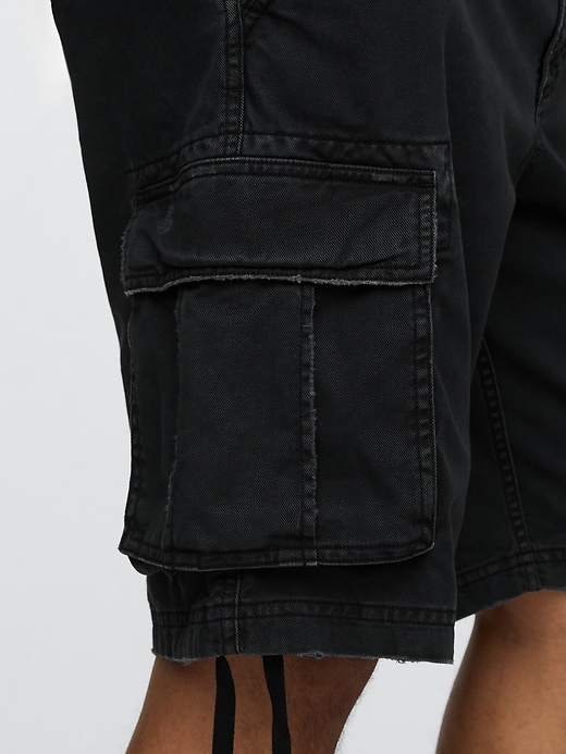 Image number 5 showing, Twill Cargo Baggy Shorts