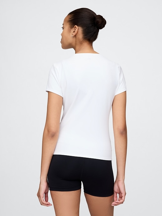 Image number 2 showing, GapFit Lightweight Performance T-Shirt