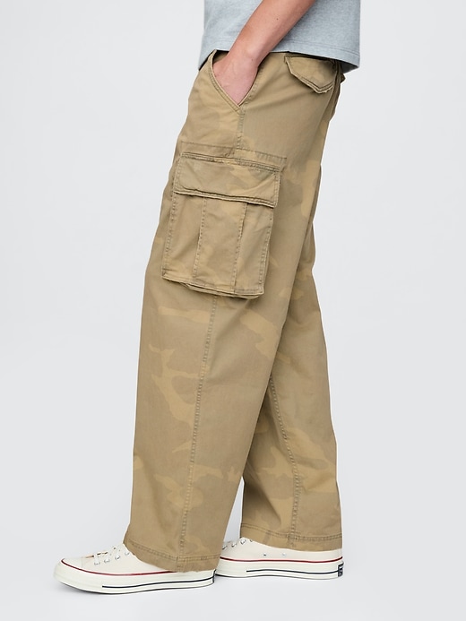 Image number 3 showing, Extra Baggy Camo Cargo Pants