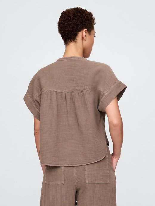 Image number 2 showing, Crinkle Gauze Dolman Shirt