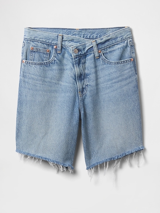 Image number 8 showing, 8" Mid Rise '90s Loose Denim Bermuda Shorts