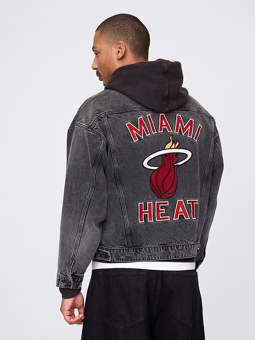 Image number 2 showing, NBA Miami Heat Icon Denim Jacket