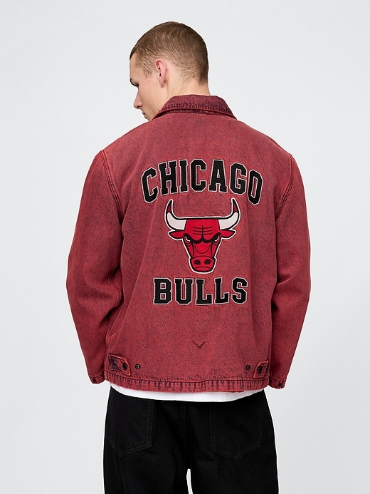 Image number 2 showing, NBA Chicago Bulls  Logo Denim Coaches Jacket