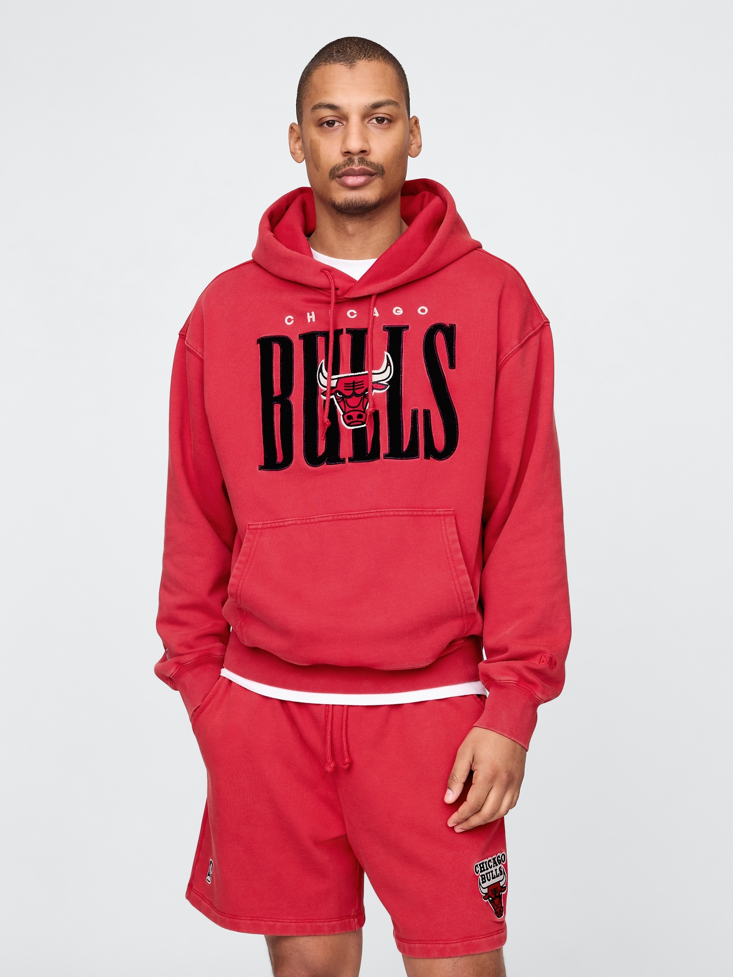 NBA Chicago Bulls Logo Heavyweight Hoodie