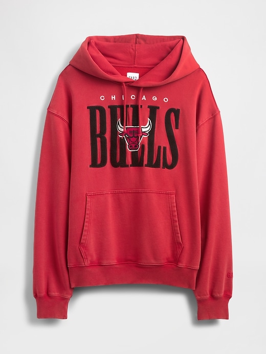 Image number 7 showing, NBA Chicago Bulls Logo Heavyweight Hoodie