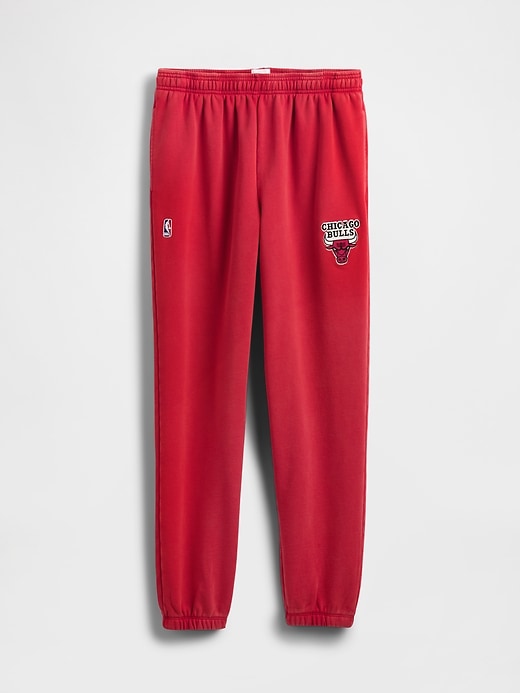 Image number 7 showing, NBA Chicago Bulls Logo Heavyweight Joggers