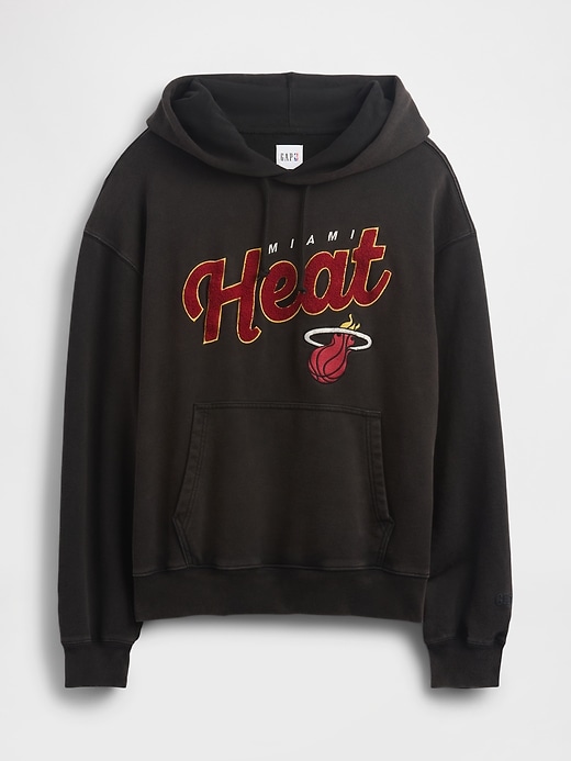 Image number 7 showing, NBA Miami Heat Logo Heavyweight Hoodie