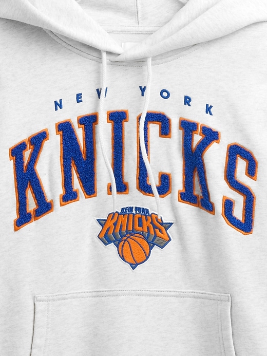 Image number 4 showing, NBA New York Knicks Logo Heavyweight Hoodie