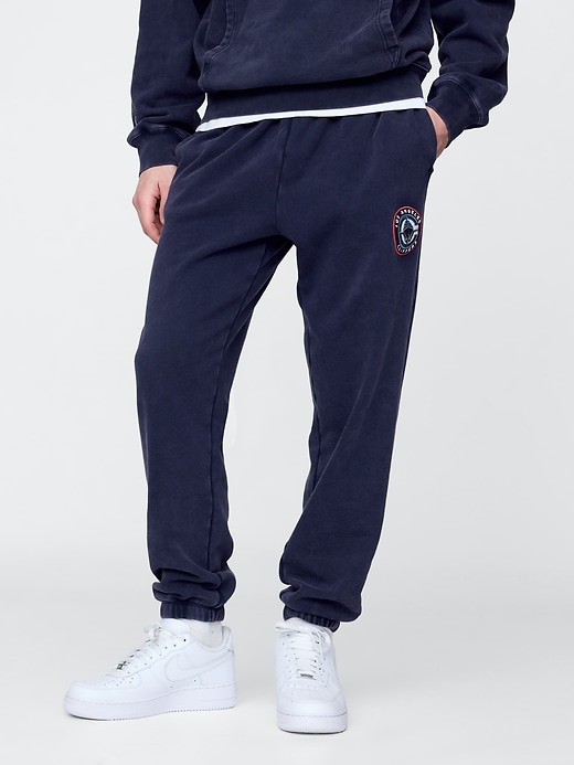 Image number 2 showing, NBA Los Angeles Clippers Logo Heavyweight Joggers