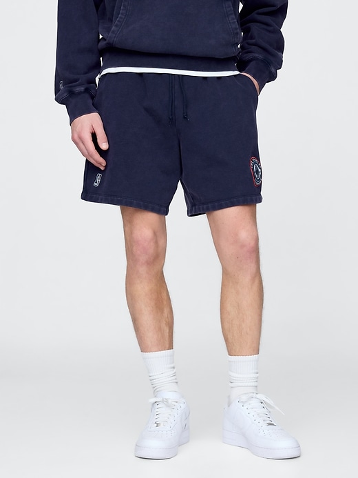 Image number 2 showing, NBA Los Angeles Clippers Logo Heavyweight Sweat Shorts