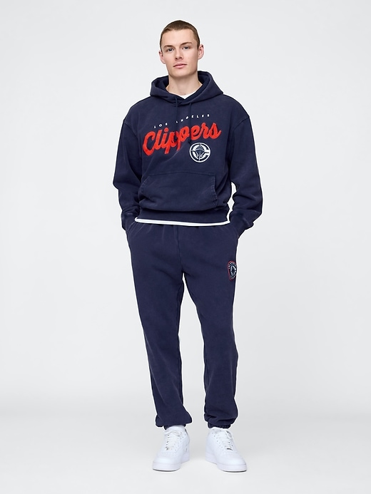 Image number 1 showing, NBA Los Angeles Clippers Logo Heavyweight Joggers