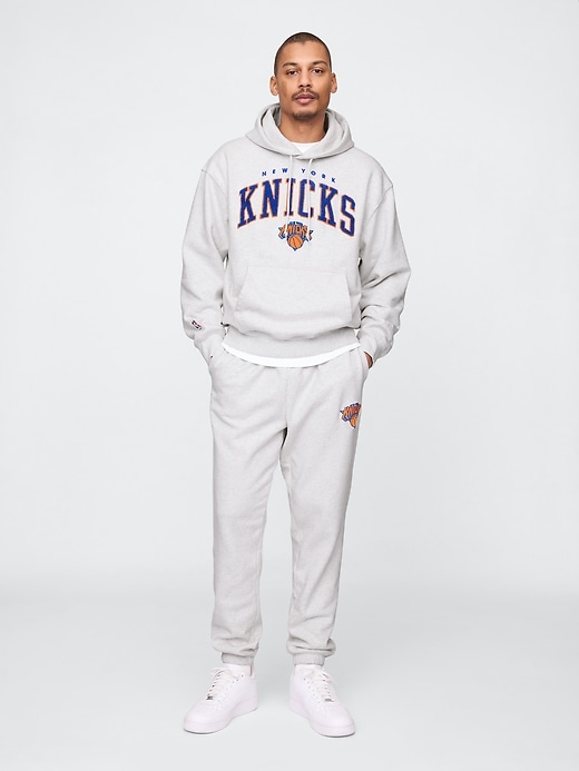 Image number 1 showing, NBA New York Knicks Logo Heavyweight Joggers