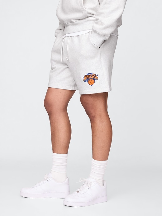 Image number 3 showing, NBA New York Knicks Logo Heavyweight Sweat Shorts